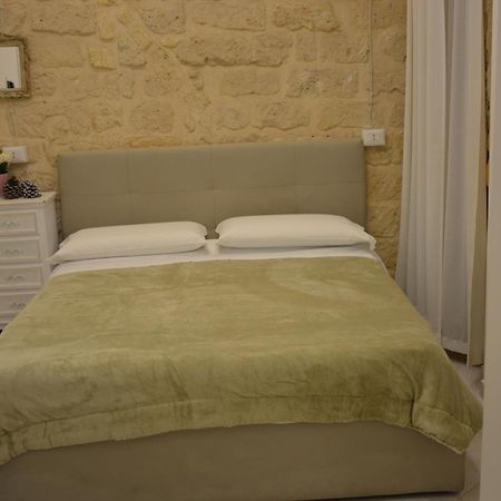 Dimora Del Carmine Hotell Bari Exteriör bild