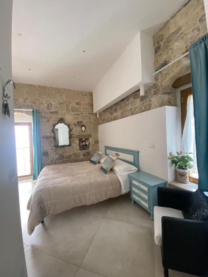Dimora Del Carmine Hotell Bari Exteriör bild
