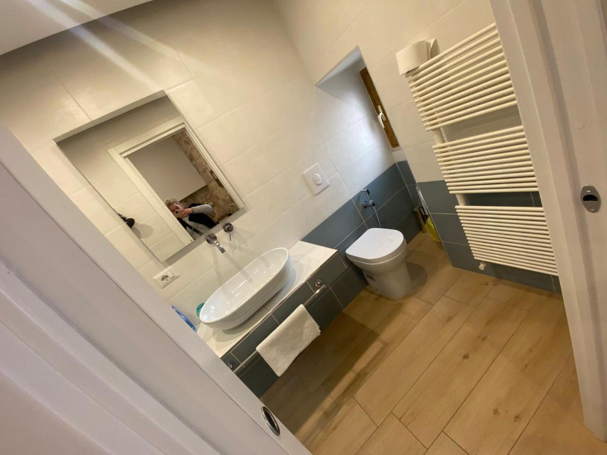 Dimora Del Carmine Hotell Bari Exteriör bild