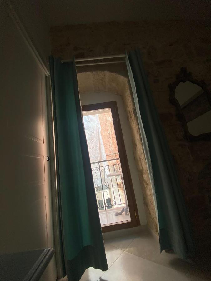 Dimora Del Carmine Hotell Bari Exteriör bild