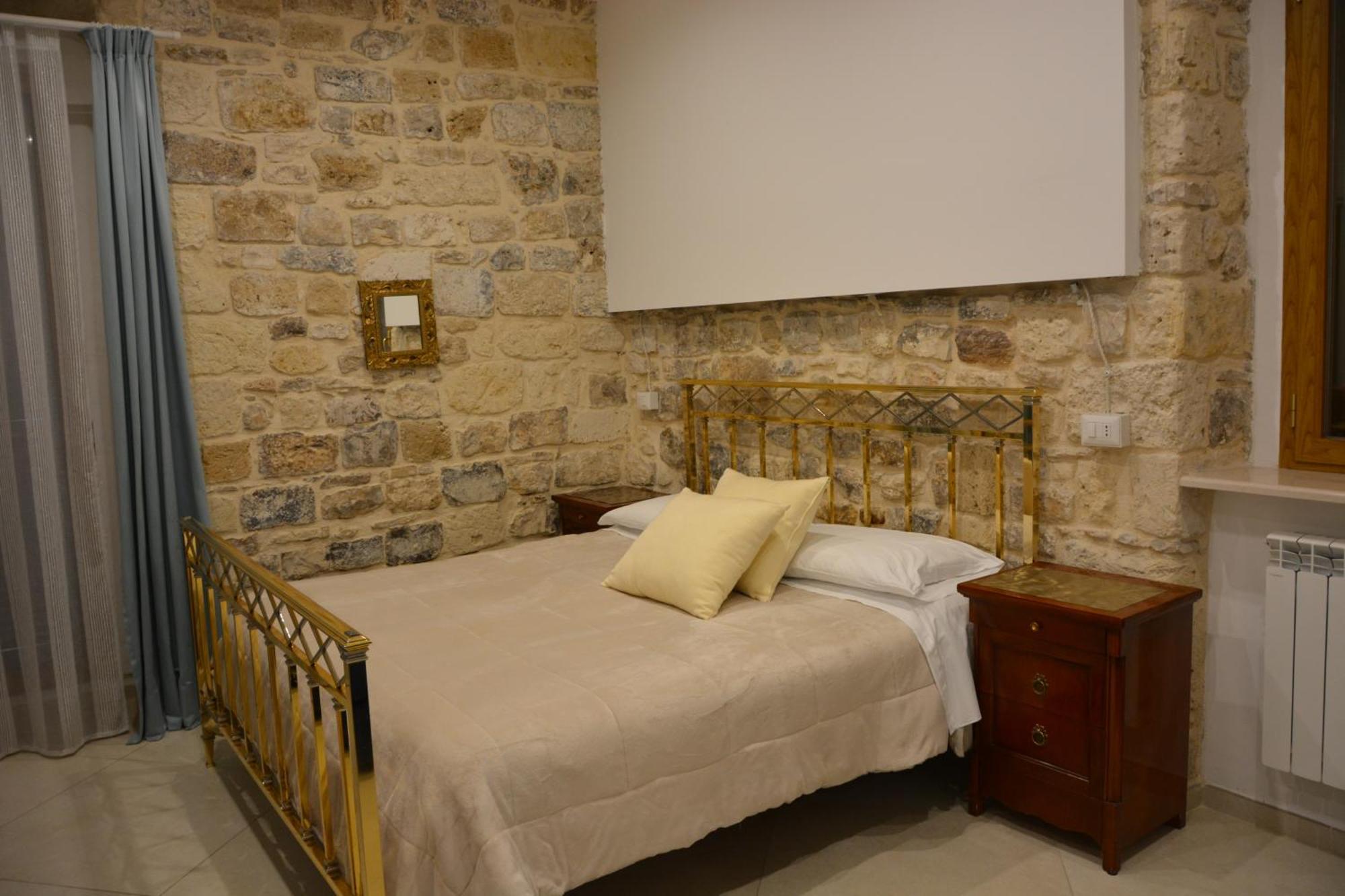 Dimora Del Carmine Hotell Bari Exteriör bild