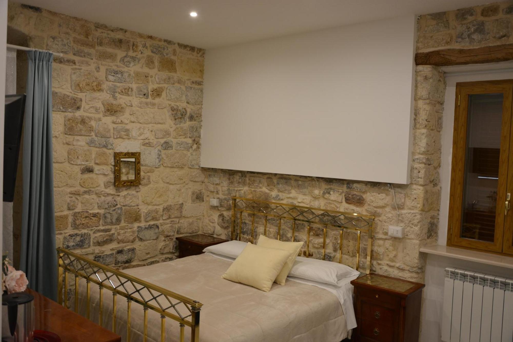 Dimora Del Carmine Hotell Bari Exteriör bild