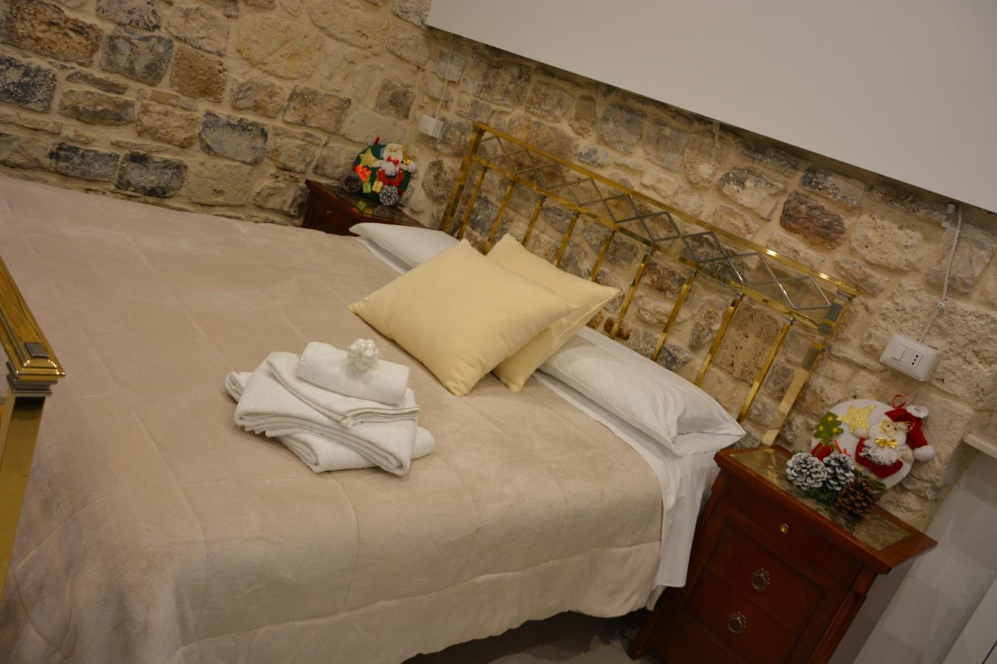 Dimora Del Carmine Hotell Bari Exteriör bild