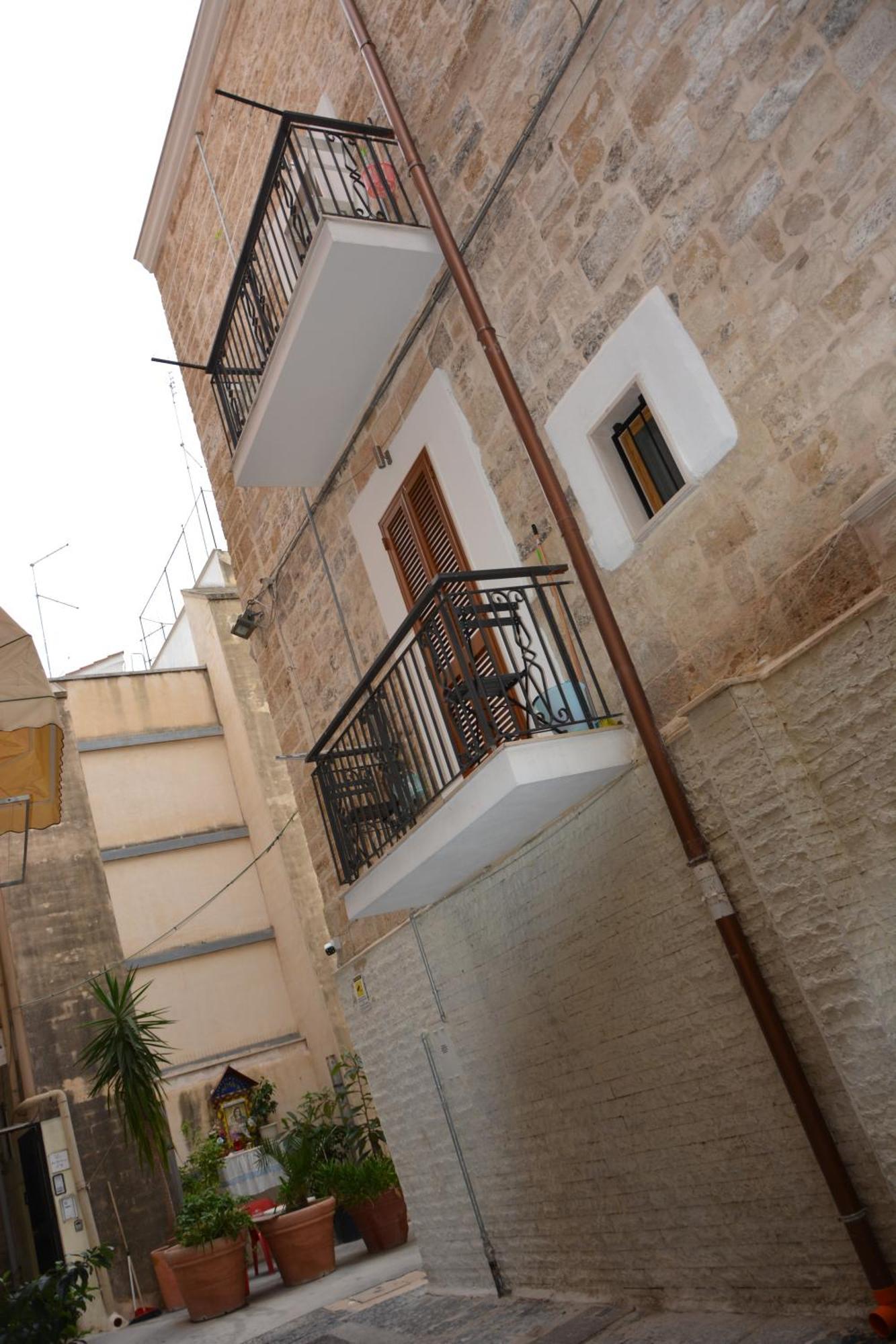 Dimora Del Carmine Hotell Bari Exteriör bild